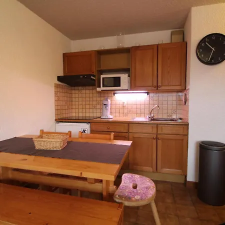 3 Pieces Familiales, 4 Pers, Garage, Centre Des Carroz - Fr-1-572-75 Apartment Araches-la-Frasse